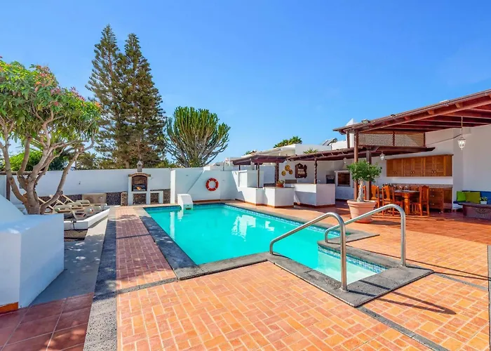 Victoria Lanzarote By *