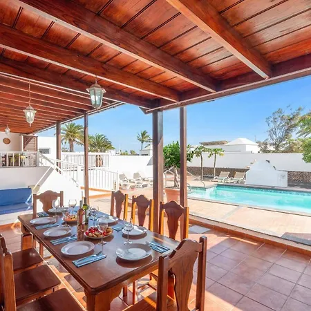 Victoria Lanzarote By 别墅 *