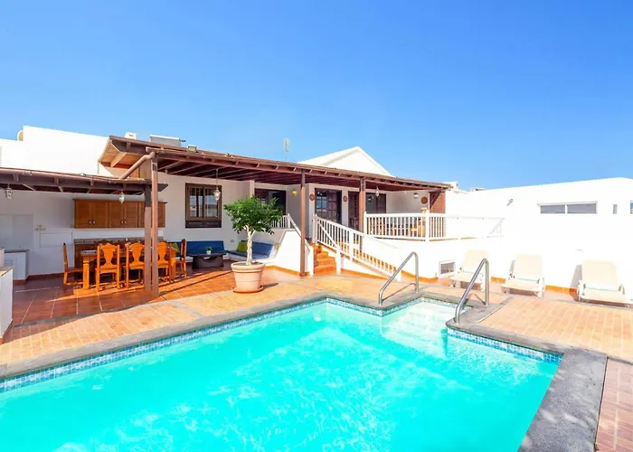 Victoria Lanzarote By *