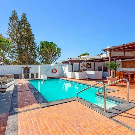 Victoria Lanzarote By *